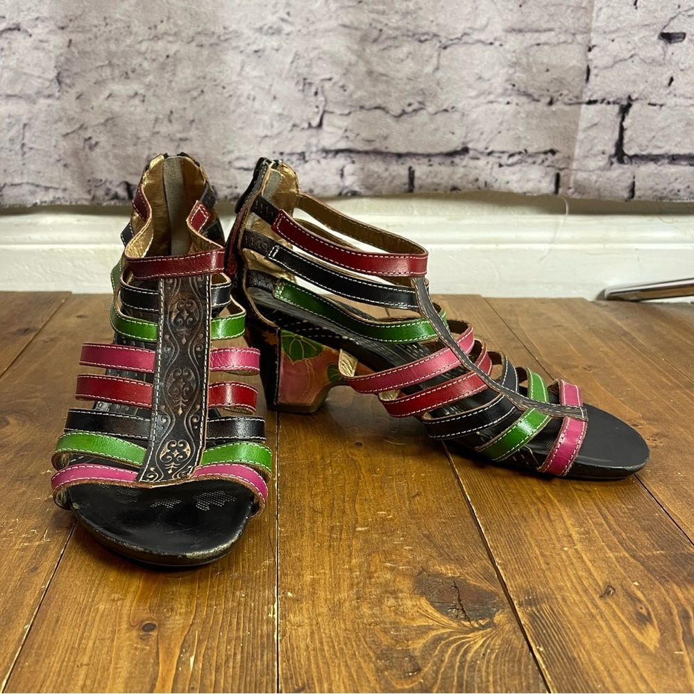 Elite by Corkys St Martin sandals size 8 colorful leather sandals